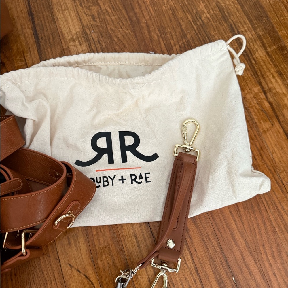 Ruby + Rae Camera Bags & Accessories Bundle - Picture 7 of 7